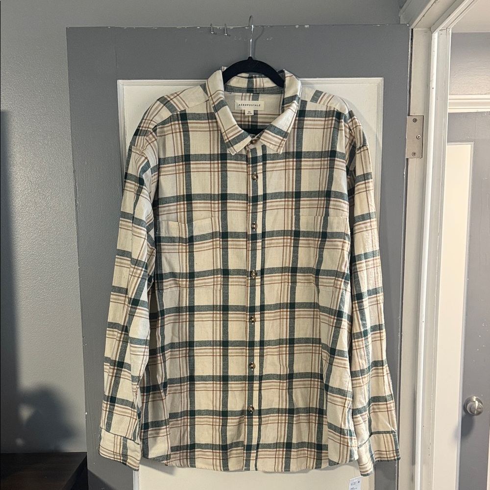 Aeropostale Beige and Green Plaid Men's Shirt